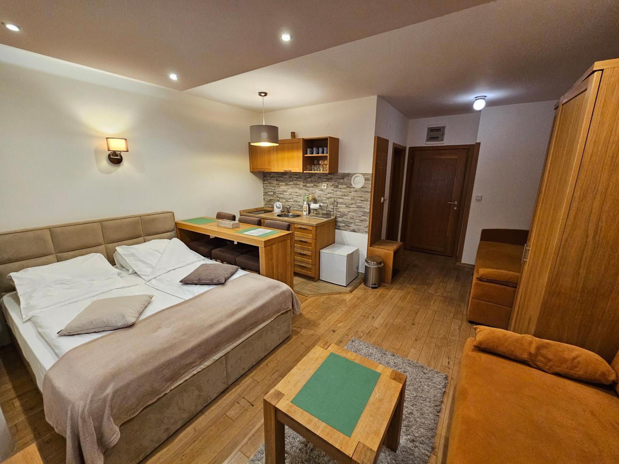 Apartments Rapid Яхорина Экстерьер фото